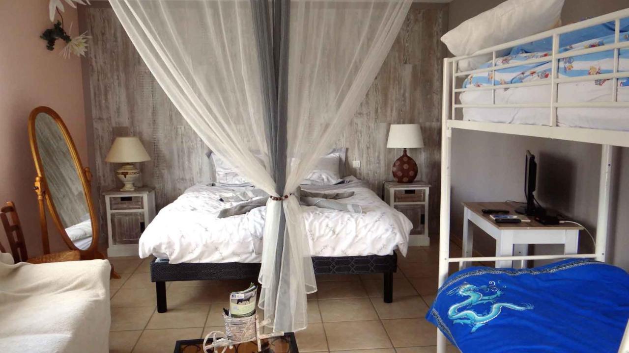 Alaguyauder La Chambre Chatillon-sur-Broue Bagian luar foto